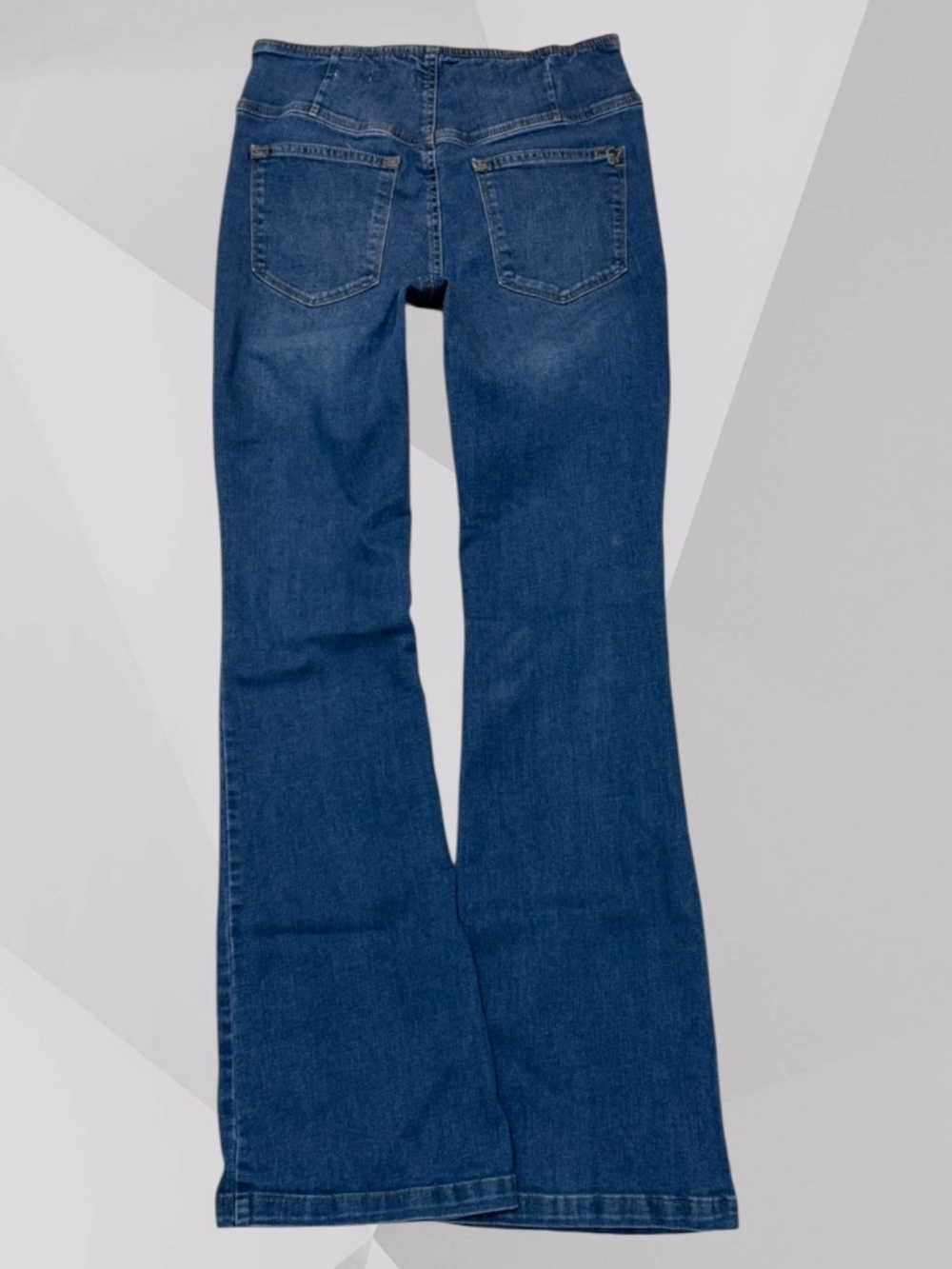 SOFIA VERGARA Melissa Flare Jeans 70s Vibe 6 Pull-on REAL Pockets 33" Inseam EUC